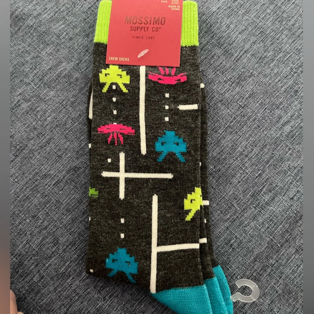 MOSSIMO SUPPLY CO. Men's Video Game Graphic Novelty Socks - Black, Blue & Green